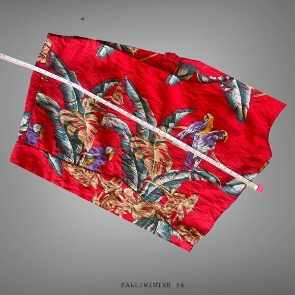 Pee Ka Ning |40-42’ long from the waist.Jumpsuit | spilts front legs - Picture 7 of 8